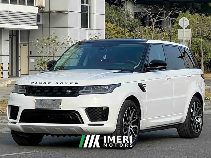 Land Rover Range Rover Sport 3.0 L6 Black Edition