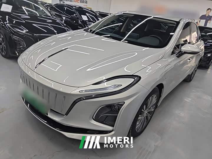 Hongqi E-QM5 431km Charging Enjoyment Edition