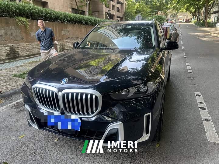 BMW X5 2023 xDrive 30Li Exclusive M Sports Package