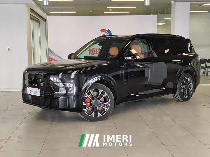Lynk & Co 900 1.5T Ultra 6-seater