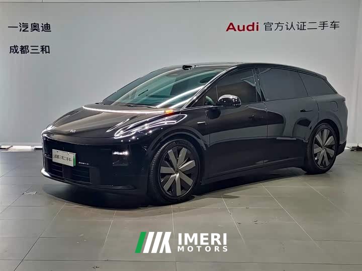 Li Auto Ideal i6 2025 two-wheel drive standard version