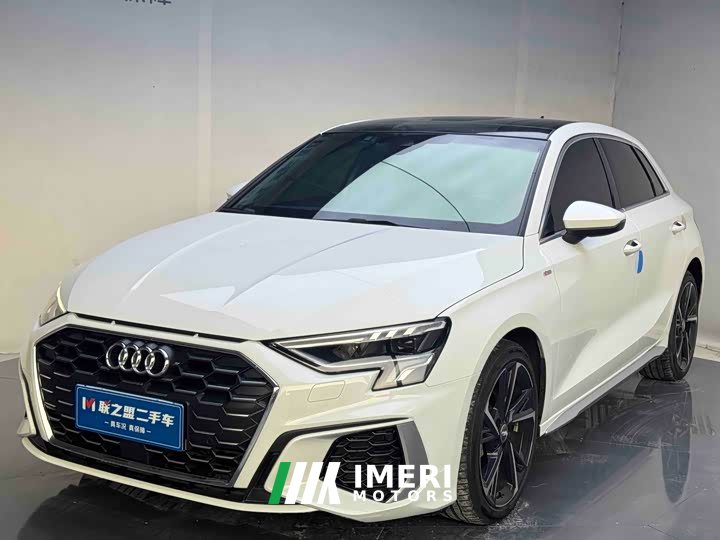 Audi A3 Sportback 35 TFSI stylish and sporty