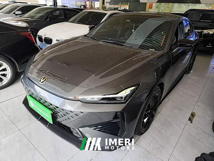 Changan UNI-V 1.5T premium