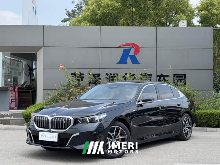 BMW i5 eDrive 35L M Sports Package