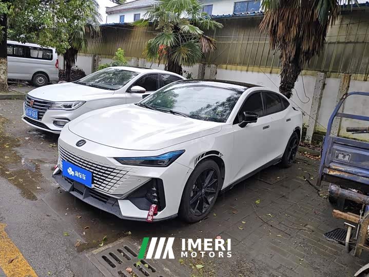 Changan UNI-V 2023 1.5T premium