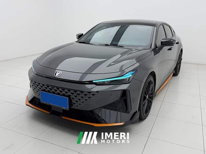 Changan UNI-V 1.5T noble sports