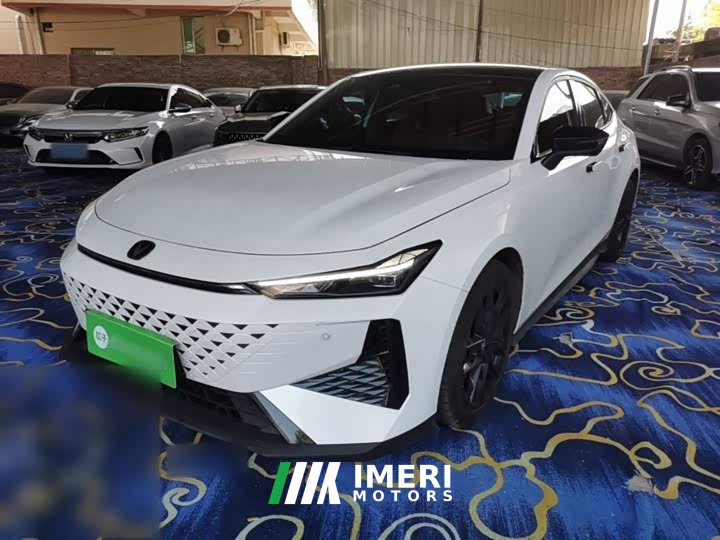 Changan UNI-V 2024 1.5T premium