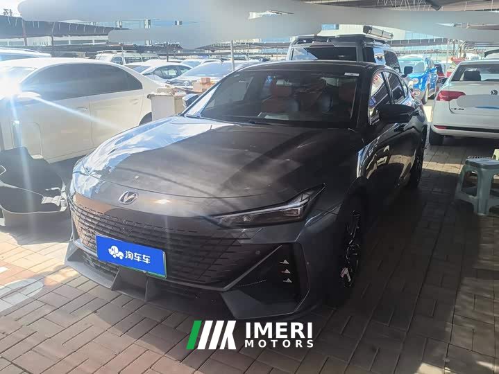 Changan UNI-V Smart iDD Smart iDD 1.5T 113km smart fun (fast version)