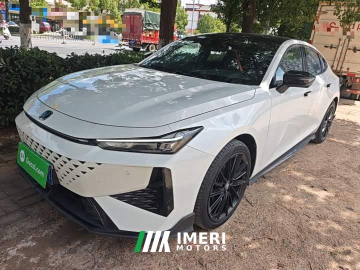 Changan UNI-V 1.5T noble sports