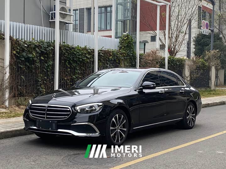 Mercedes-Benz E-Class New Energy Three E 350 e L plug-in hybrid sedan