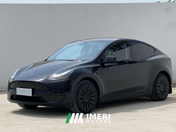 Tesla Model Y 2022 facelift rear-wheel drive version