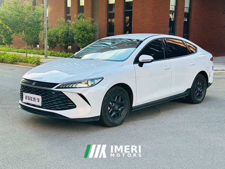 BYD Qin PLUS DM-i smart driving version 55KM leading