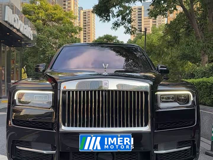 Rolls-Royce Cullinan 2018 five-seater version