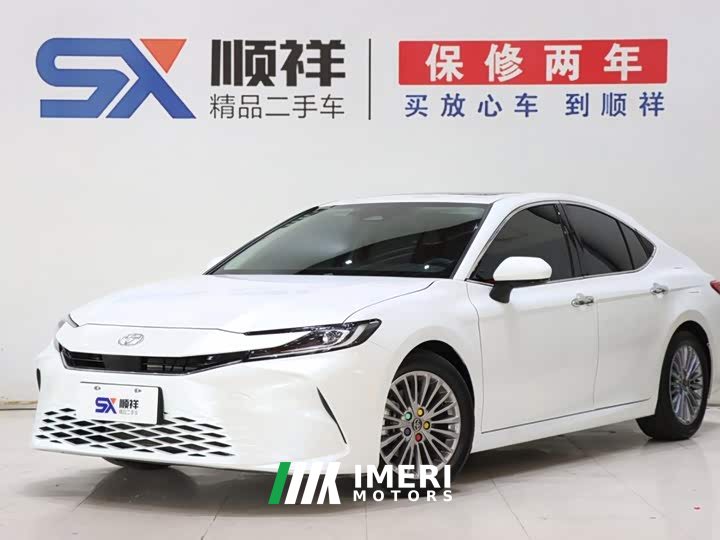 Toyota Camry 2024 2.0GVP Deluxe Edition