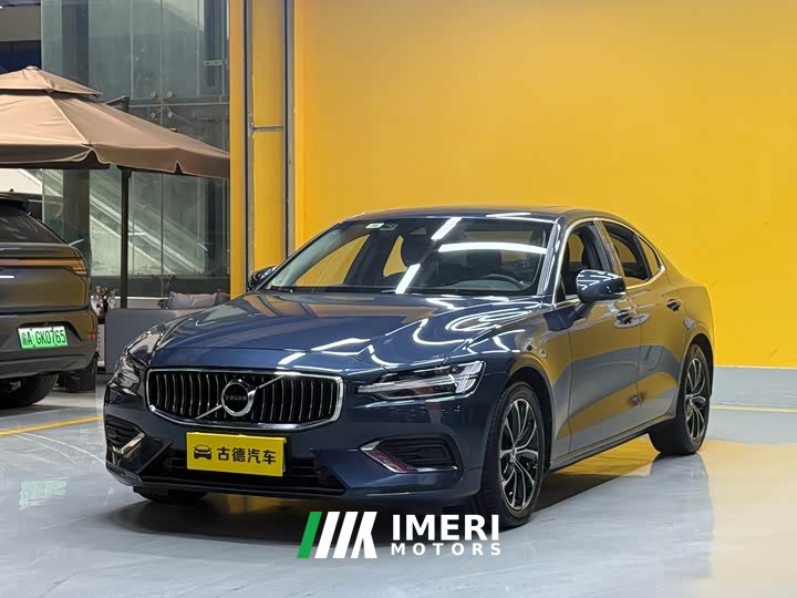 Volvo S60 B4 Zhiyuan Sports Edition