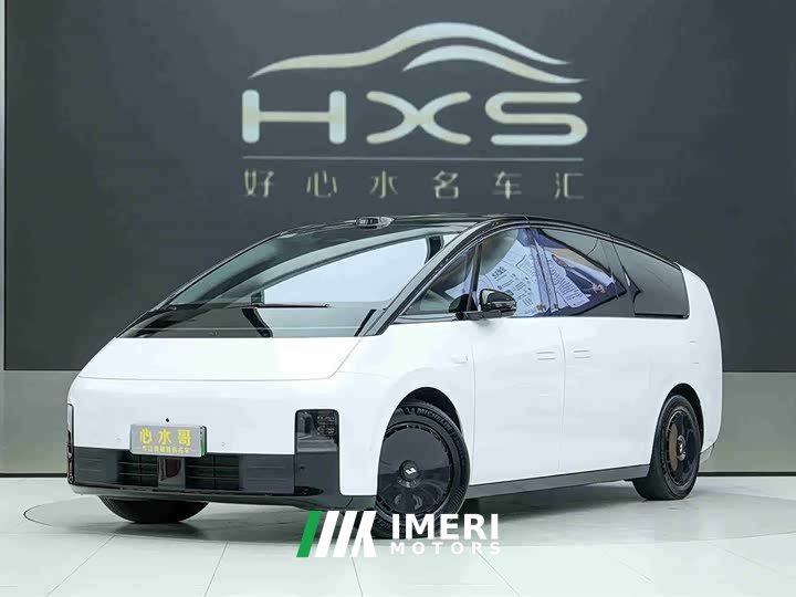 Li Auto Ideal MEGA Home Family Special Edition
