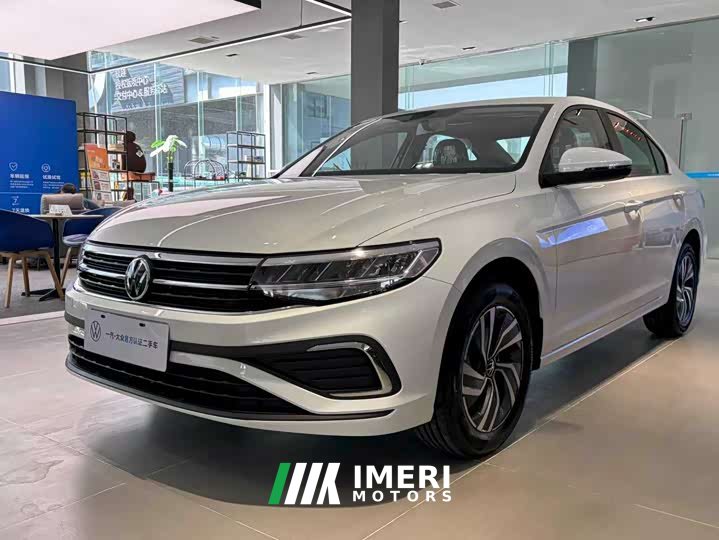 Volkswagen Bora 200TSI DSG Yue Xing Navigation Edition