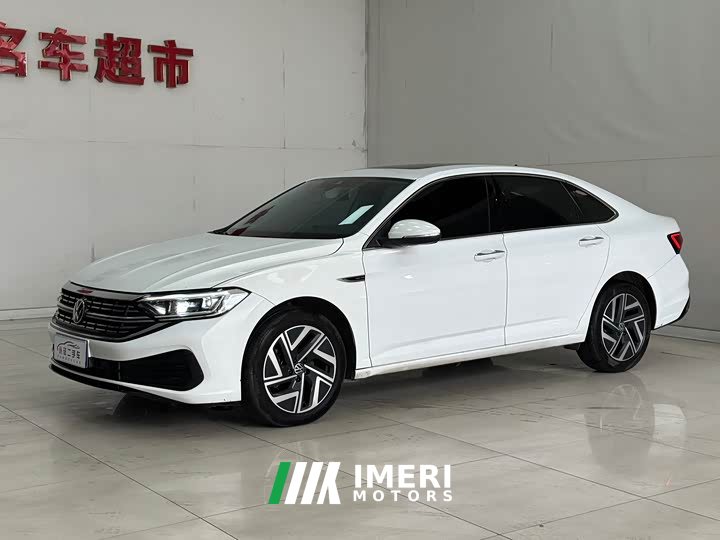 Volkswagen Sagitar 300TSI DSG Beyond Edition