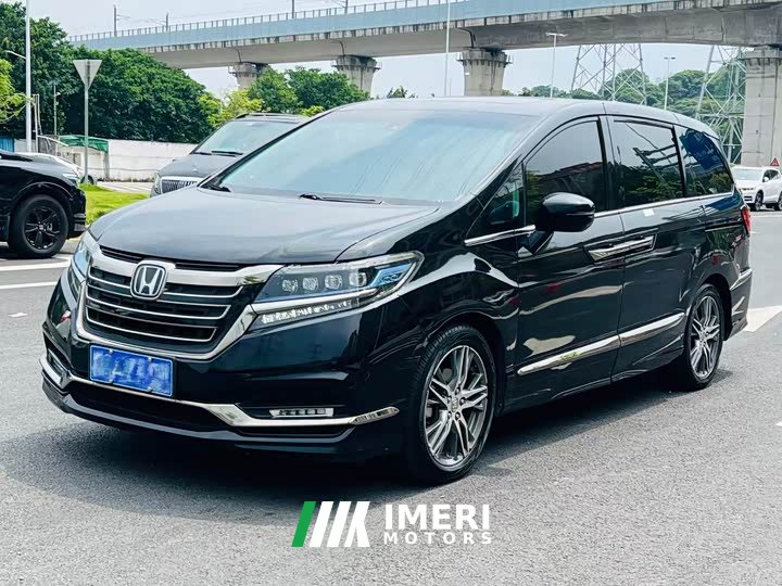 Honda Elysion 2019 2.0L Hybrid Luxury Edition