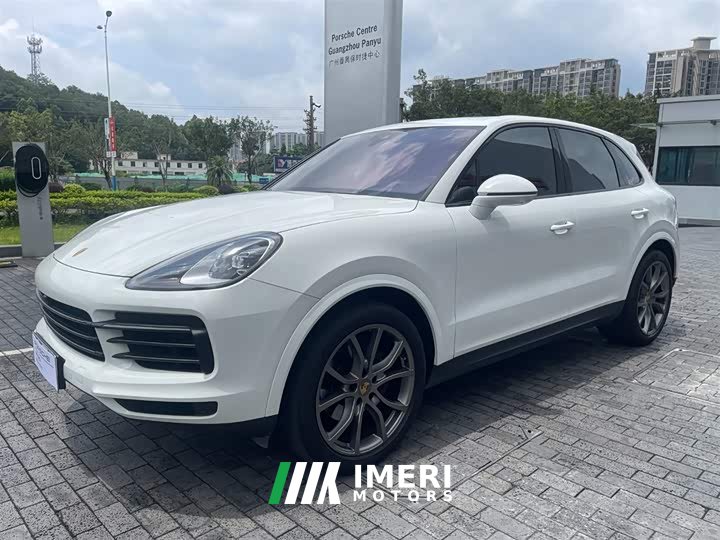 Porsche Cayenne 3.0T Platinum Edition