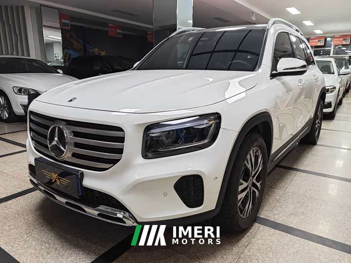 Mercedes-Benz GLB facelift GLB 220 dynamic version