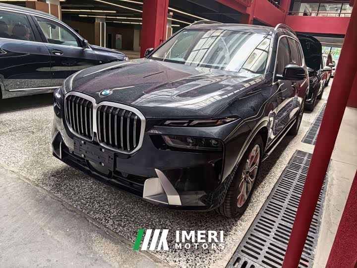 BMW X7 2023 xDrive40i Leading Luxury Package