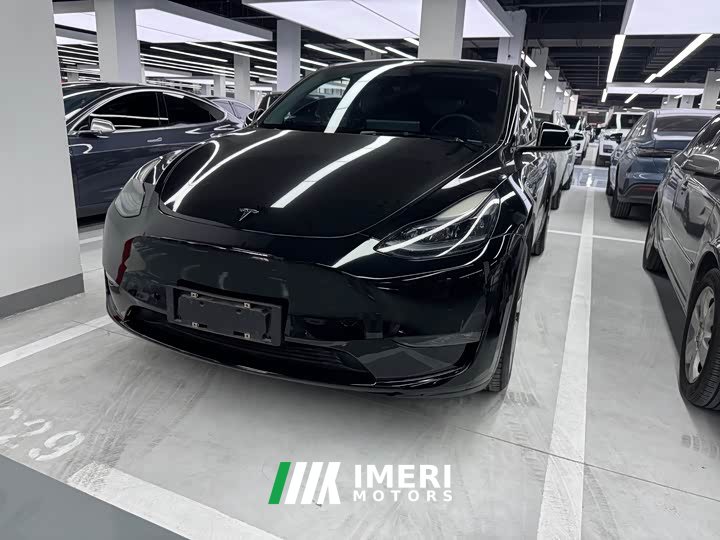 Tesla Model Y standard range rear-wheel drive version