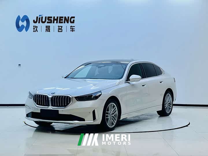 BMW 5 Series 525Li Luxury Package