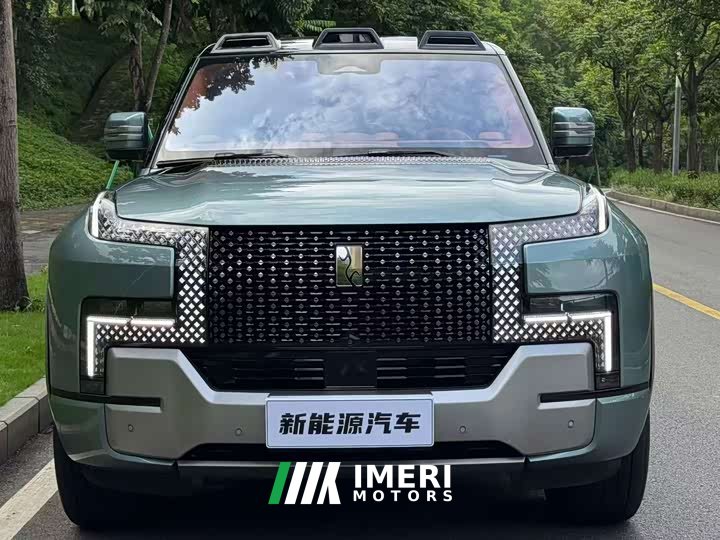 Yangwang Looking up at U8 2023 Deluxe Edition