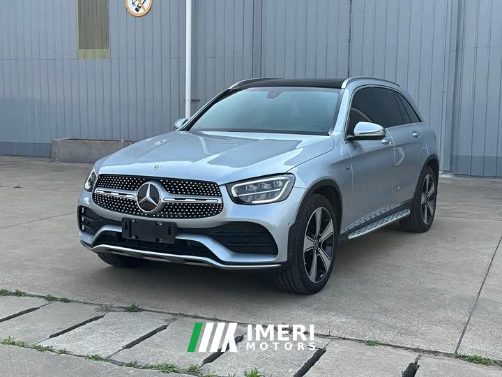Mercedes-Benz GLC 300 L 4MATIC Dynamic 5-seater