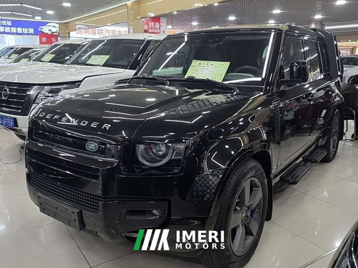 Land Rover Defender 110 P400 Dark Special Edition