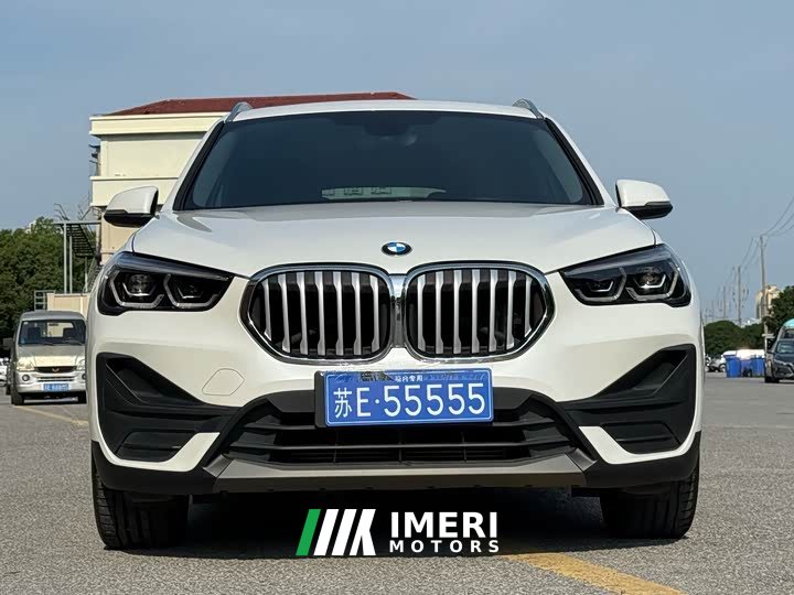 BMW X1 sDrive25Li Leading