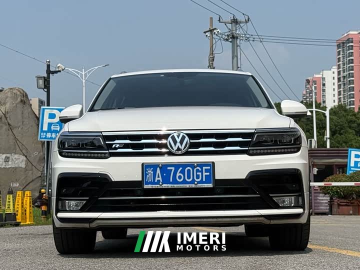 Volkswagen Tiguan L 2020 330TSI automatic two-wheel drive R-Line flagship version National VI