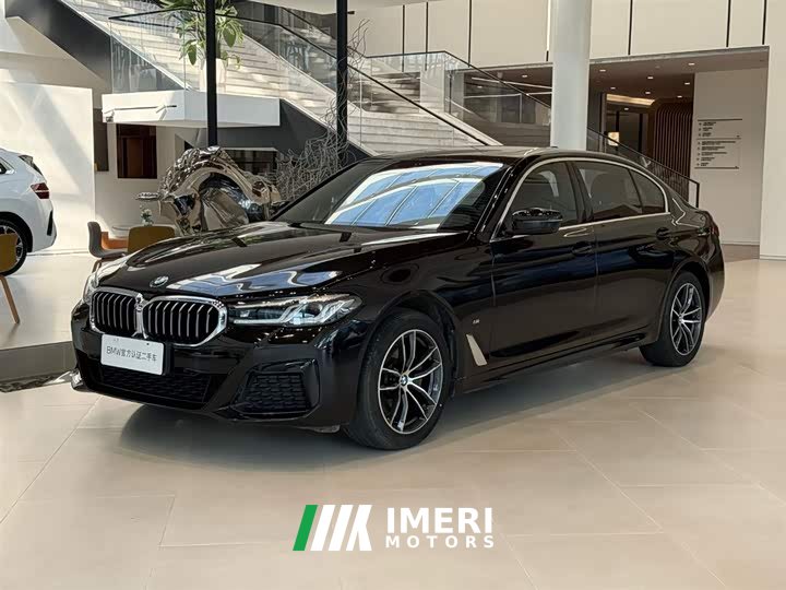 BMW 5 Series 2022 525Li M Sports Package