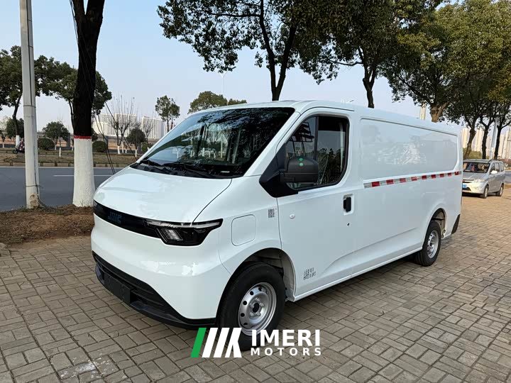Lynk & Co E Fushun blind window version 53.58kwh center shaft low roof 3.0 tons