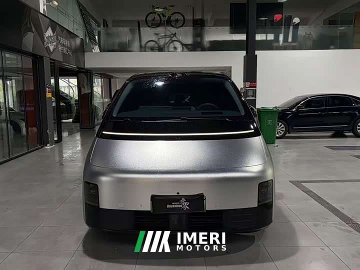 Li Auto Ideal MEGA Home Family Special Edition