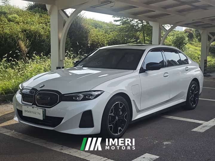 BMW i3 eDrive 40L Night Package