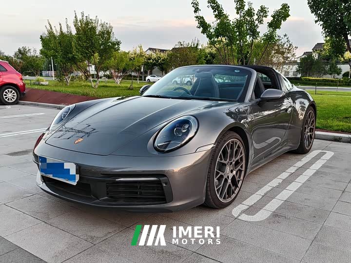 Porsche 911 Targa 4 3.0T