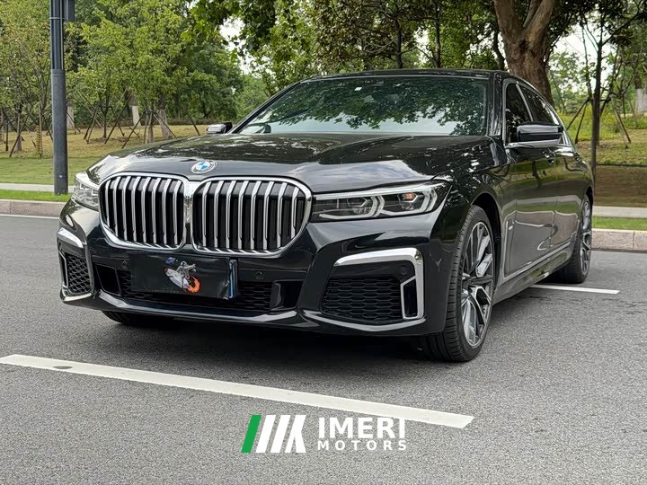 BMW 7 Series 2019 facelift 740Li leading M sports package