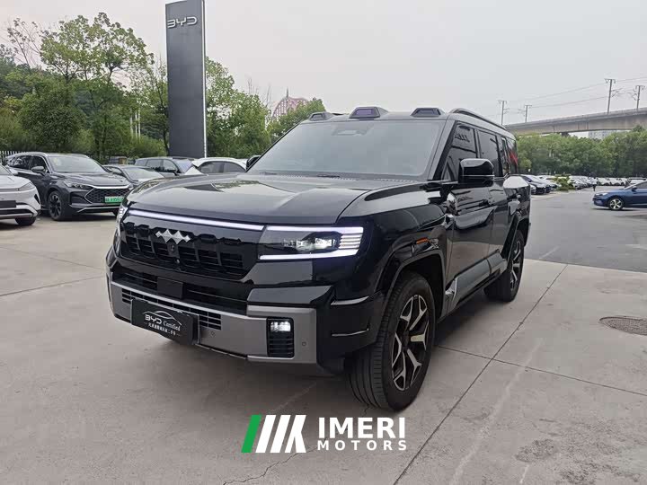 Fangchengbao Leopard 8 Zhiyong flagship version 7 seats