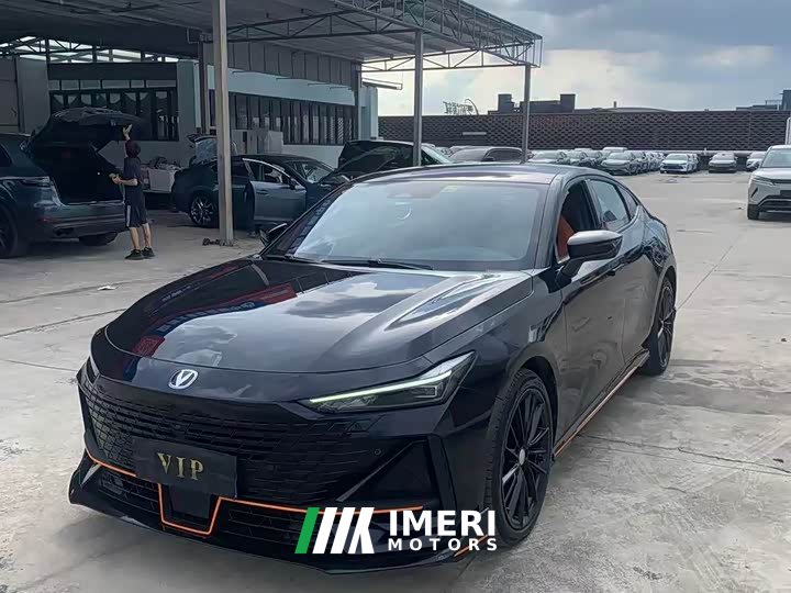 Changan UNI-V 2.0T Version