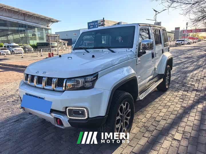 Beijing off-road BJ40 2023 2.0T automatic four-wheel drive city hunter version knight type