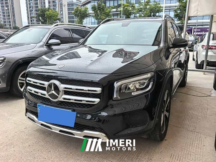 Mercedes-Benz GLB 220 Fashion