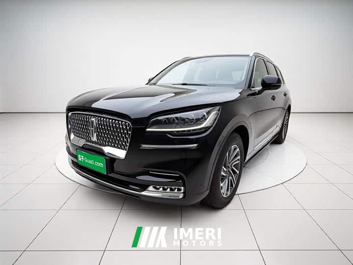 Lynk & Co Pilot 3.0T V6 four-wheel drive exclusive edition