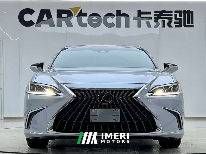 Lexus ES 2020 260 Exclusive Edition