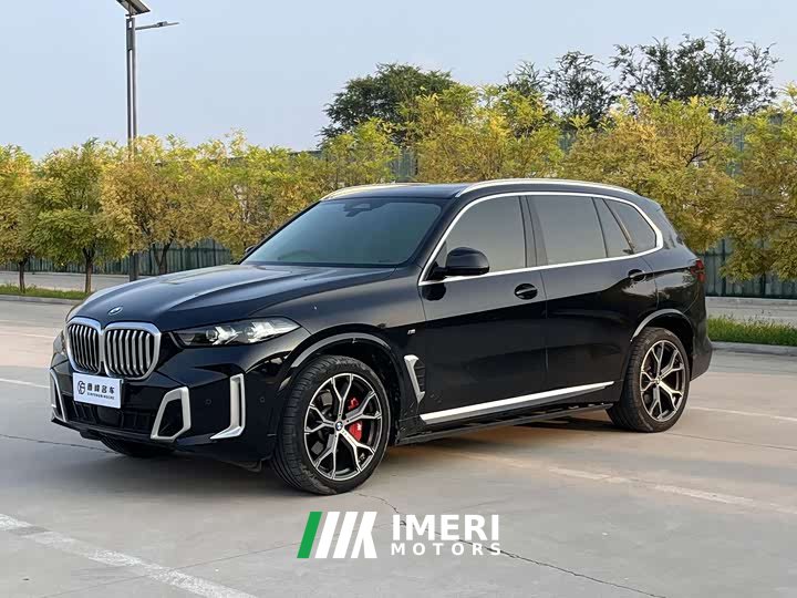 BMW X5 xDrive 30Li Deluxe VersionM