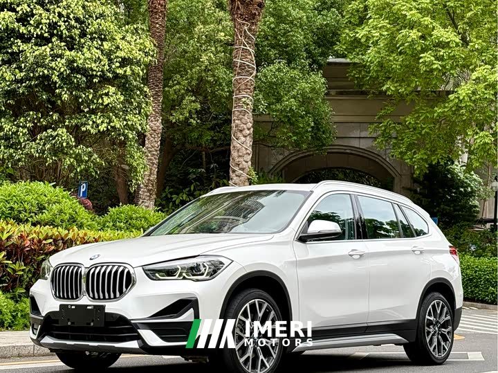 BMW X1 xDrive25Li Luxury Line