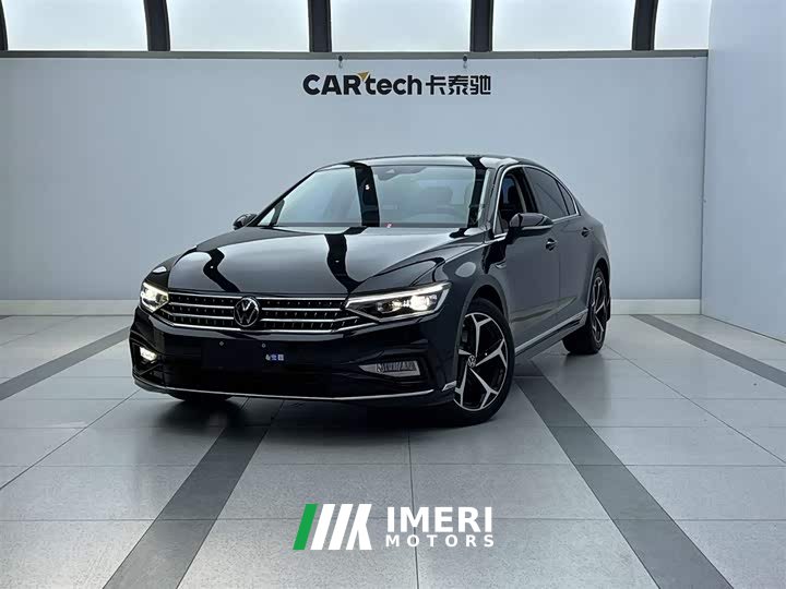 Volkswagen Magotan 2023 2 Million Edition 330TSI DSG Luxury