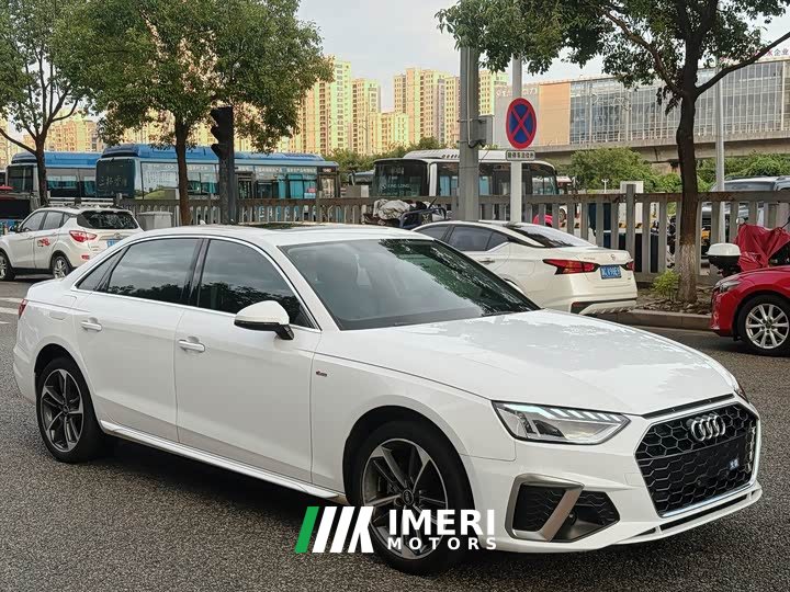 Audi A4L 40 TFSI Fashion Version