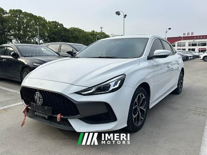 SAIC MG5 180DVVT CVTLuxury Edition